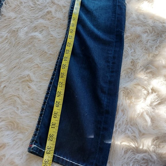True Religion Women's Straight Leg Mid Rise Thick Stitches Denim Jeans Size: 29 - Picture 14 of 14
